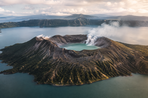 Mayon Volcano’s Perfect Cone and Its Fuming Crater: A Photographer’s Paradise in Albay Mayon Volcano’s Perfect Cone and Its Fuming Crater: A Photographer’s Paradise in Albay